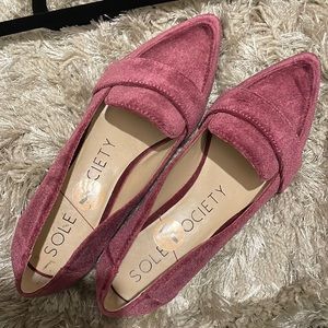 Velvet flat shoes